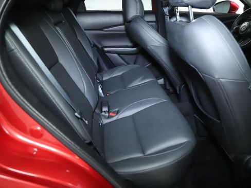 Certified 2024 MAZDA CX-30 AWD 2.5 S w/ Preferred Package image 32