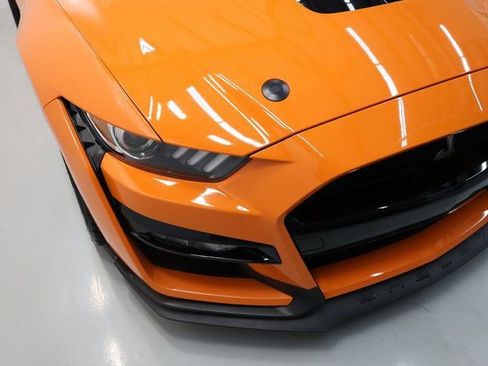 Used 2021 Ford Mustang Shelby GT500 w/ Technology Package image 55