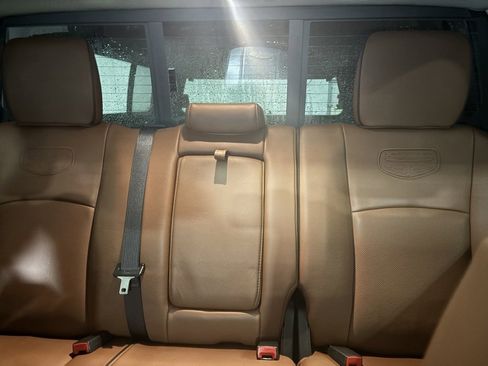 Used 2017 RAM 2500 Longhorn image 12