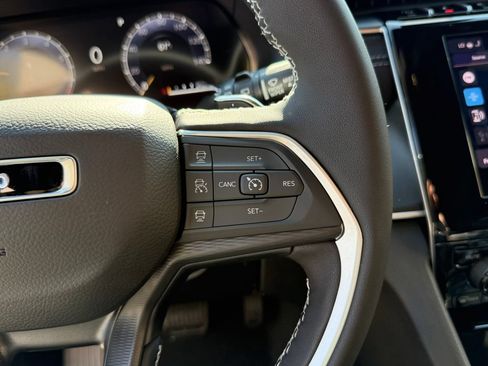 New 2026 Jeep Grand Cherokee Laredo X AWD/4WD image 25