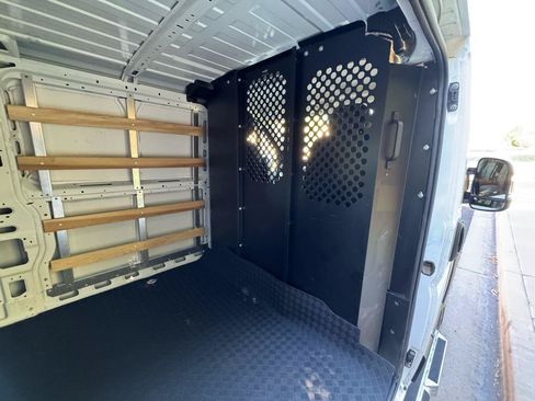 Used 2025 RAM ProMaster 2500 w/ U-Haul Equipment Group FWD image 20
