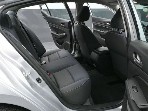 Used 2021 Nissan Altima 2.5 S image 10