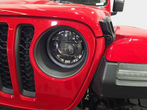 Used 2023 Jeep Gladiator Rubicon w/ LED Lighting Group AWD/4WD image 34