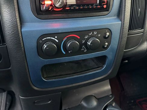 Used 2004 Dodge Ram 1500 Truck SLT w/ Sport Appearance Group image 13