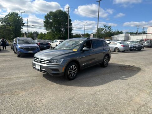Used 2021 Volkswagen Tiguan S FWD image 19