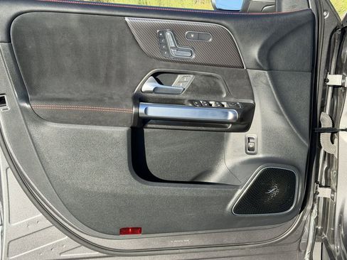 Certified 2025 Mercedes-Benz GLB 35 AMG 4MATIC image 18