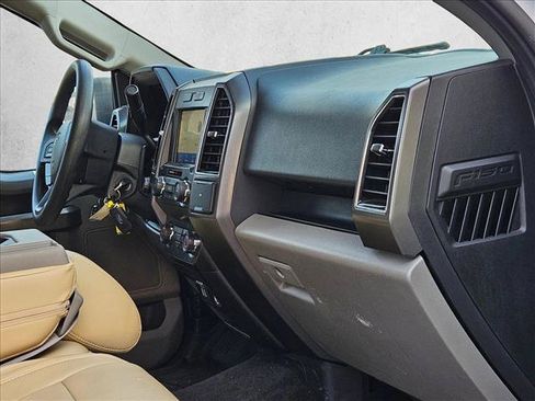 Used 2019 Ford F150 XLT AWD/4WD image 16