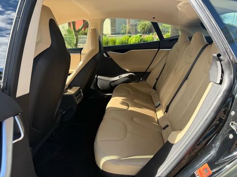 Used 2014 Tesla Model S image 10