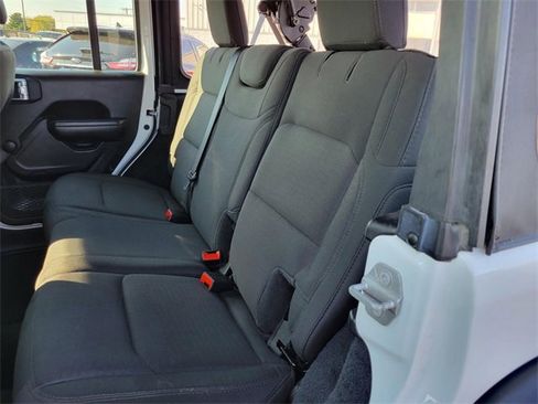 Used 2021 Jeep Wrangler Unlimited Sport image 13