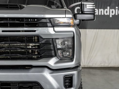 Used 2024 Chevrolet Silverado 3500 W/T AWD/4WD image 39