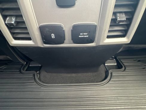 Used 2020 Ford F450 Lariat w/ Lariat Value Package AWD/4WD image 48