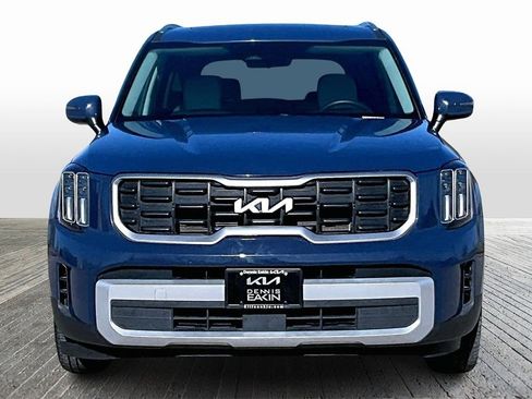 Certified 2024 Kia Telluride S w/ S Sunroof Package image 3