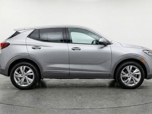 Used 2025 Buick Encore GX Preferred image 11