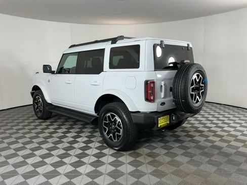 New 2025 Ford Bronco Outer Banks AWD/4WD image 7