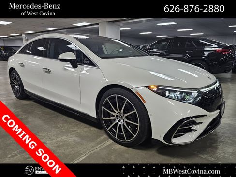 Used 2023 Mercedes-Benz EQS 580 4MATIC Sedan image 1