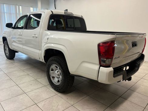 Used 2019 Toyota Tacoma SR w/ SR Convenience Package image 7