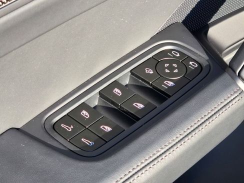 New 2026 Porsche Cayenne GTS AWD/4WD image 18