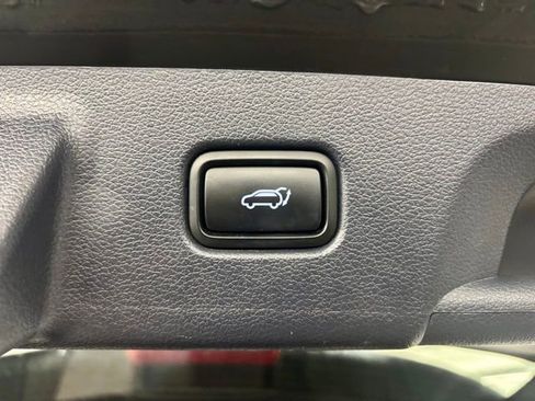Used 2021 Hyundai Palisade SEL w/ Premium Package FWD image 41