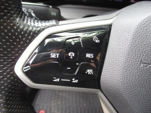 Used 2023 Volkswagen GTI S image 27