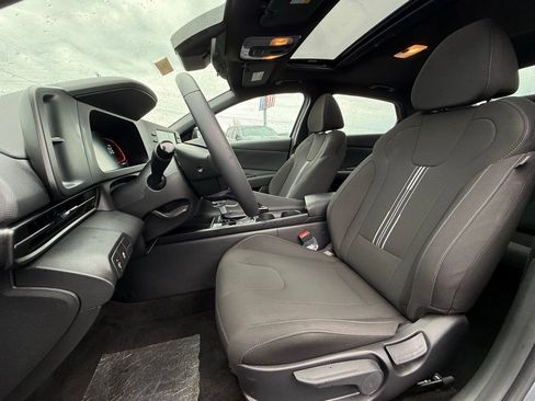 New 2026 Hyundai Elantra SEL Sport Premium FWD image 22