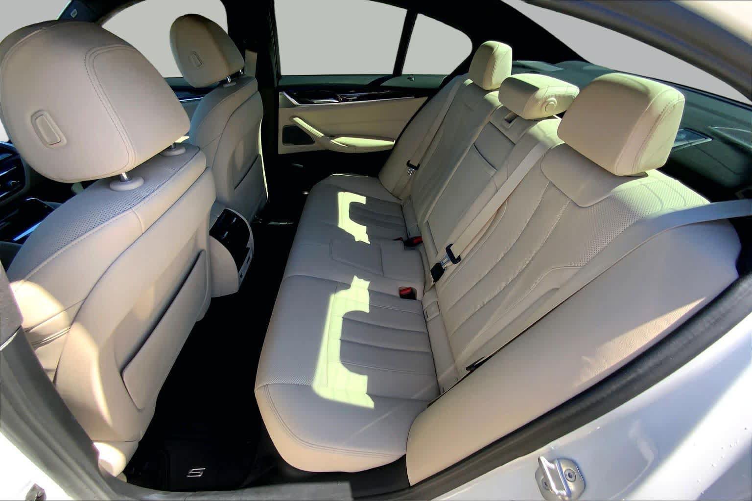 Used 2022 BMW 540i w/ Premium Package RWD image 21