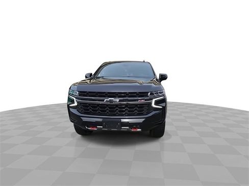 Used 2022 Chevrolet Suburban Z71 image 3