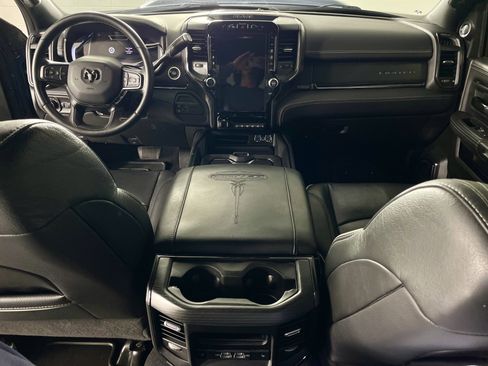 Used 2024 RAM 2500 Limited image 25