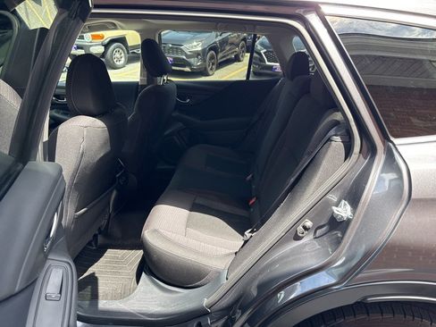 Used 2022 Subaru Outback Premium AWD/4WD image 19