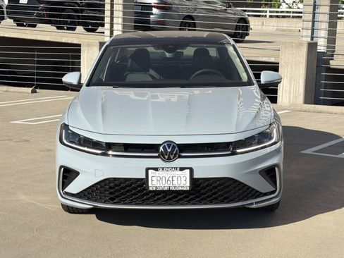 New 2026 Volkswagen Jetta SEL FWD image 2