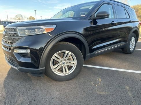 Used 2023 Ford Explorer XLT w/ Equipment Group 202A image 22