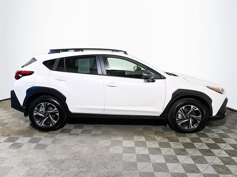 Used 2024 Subaru Crosstrek 2.0i Premium image 9