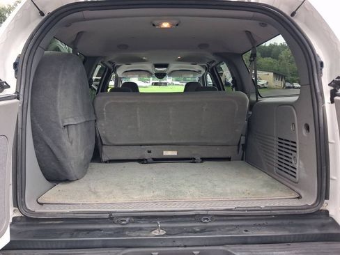 Used 2005 Ford Excursion XLT AWD/4WD image 26