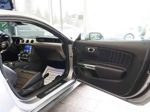 Used 2021 Ford Mustang Premium RWD image 39