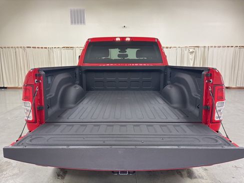 Used 2024 RAM 2500 Big Horn w/ Bed Utility Group image 8