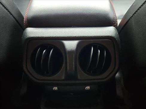 Used 2020 Jeep Wrangler Unlimited Rubicon AWD/4WD image 17