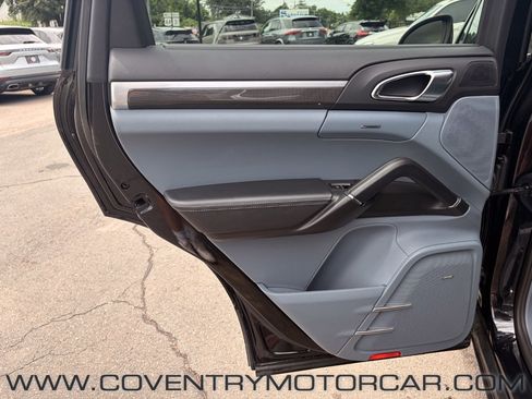 Used 2012 Porsche Cayenne Turbo AWD/4WD image 44