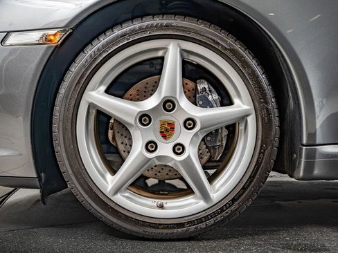 Used 2007 Porsche 911 Carrera RWD image 15