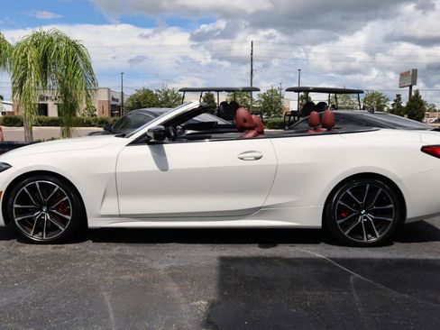 Used 2022 BMW 430i Convertible w/ M Sport Package RWD image 3