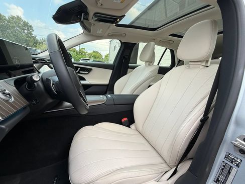 Used 2024 Mercedes-Benz E 450 4MATIC All-Terrain Wagon w/ Digital Light Package image 28