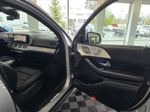 Used 2025 Mercedes-Benz GLE 350 4MATIC image 42