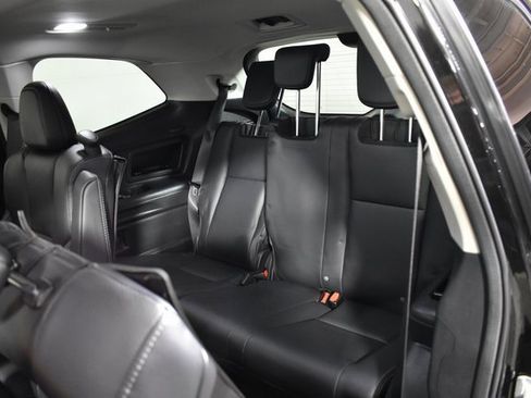 Used 2023 Subaru Ascent Touring image 35