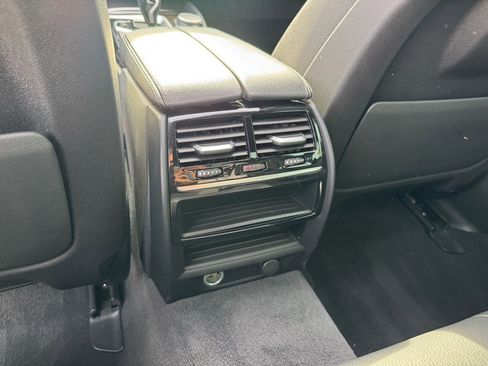 Used 2019 BMW 540i 540i w/ M Sport Package image 19