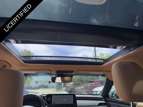 Used 2025 Lexus ES 350 w/ Premium Package image 24