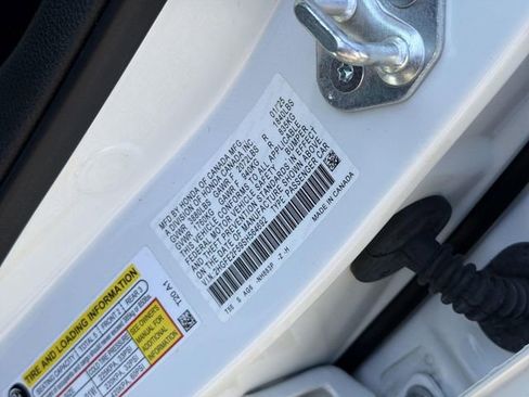 Used 2025 Honda Civic Sport image 32