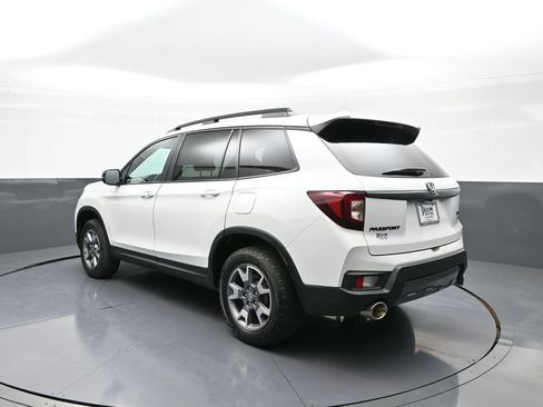 Certified 2023 Honda Passport TrailSport image 8