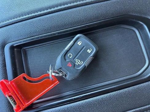 Used 2019 Chevrolet Silverado 1500 LTZ w/ LTZ Plus Package image 26