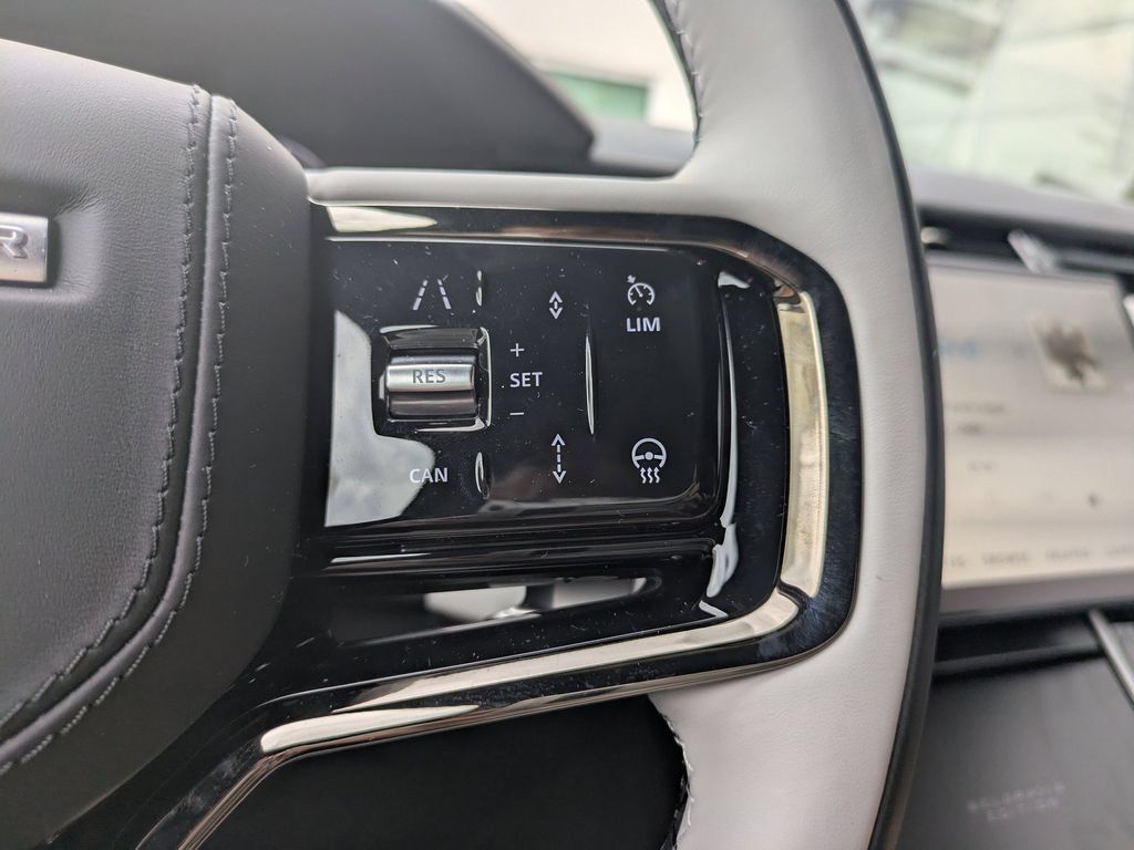 New 2026 Land Rover Range Rover Velar Belgravia AWD/4WD image 29