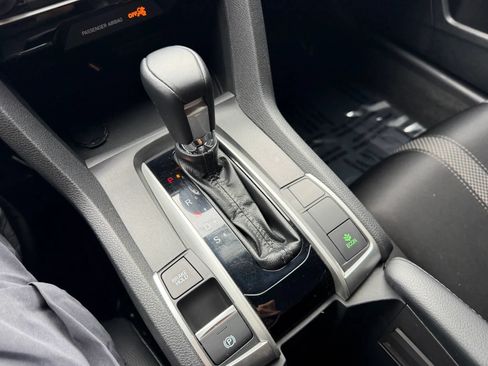 Used 2020 Honda Civic Sport image 17