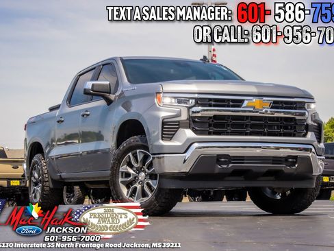 Used 2023 Chevrolet Silverado 1500 LT AWD/4WD image 1