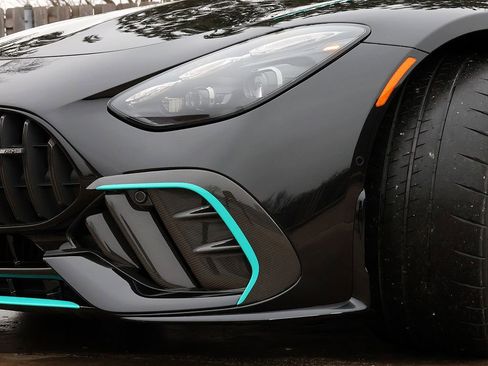 Used 2025 Mercedes-Benz AMG GT 63 image 17